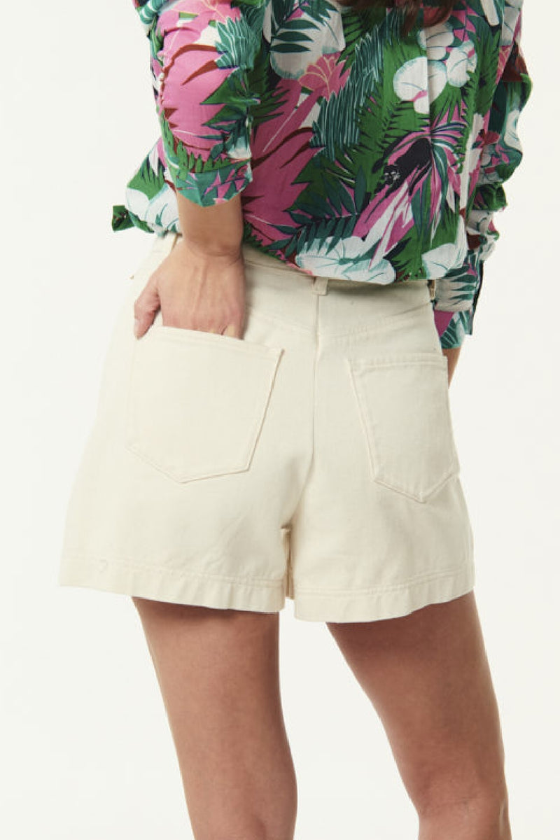 Louce Ecru Shorts