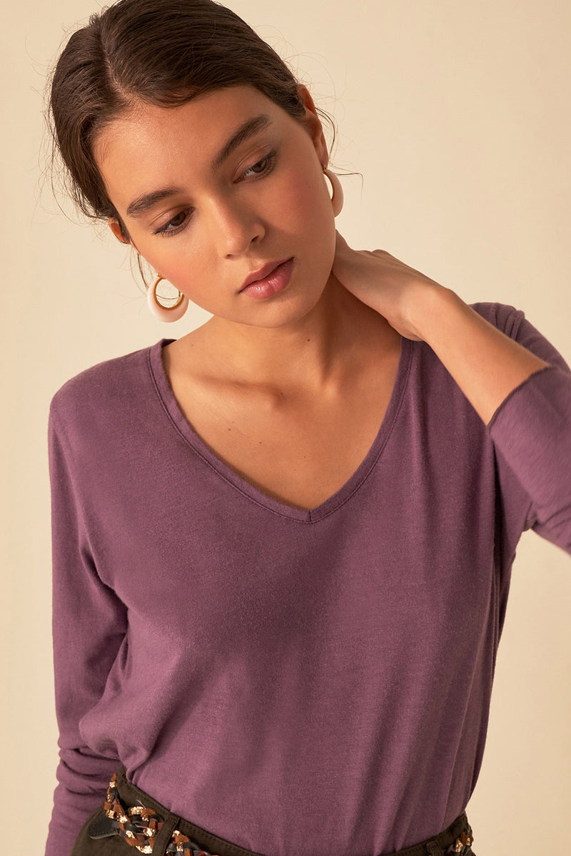 tee-shirt gata violette