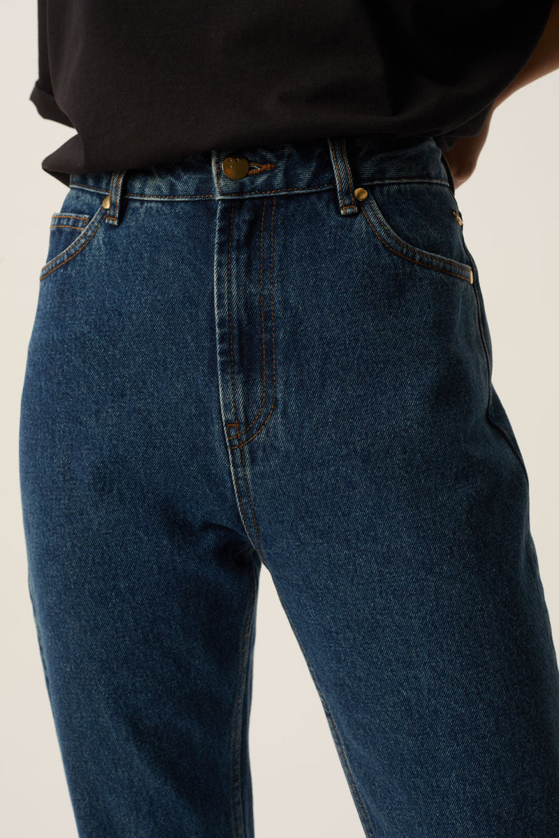 Stonewashed Blue Jeans Louis1