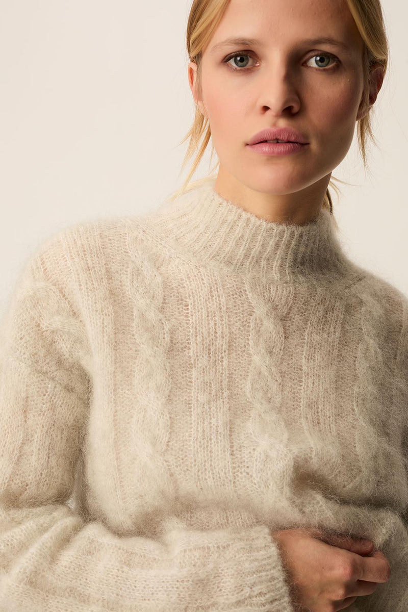 Pull Alonzo Gris Chine