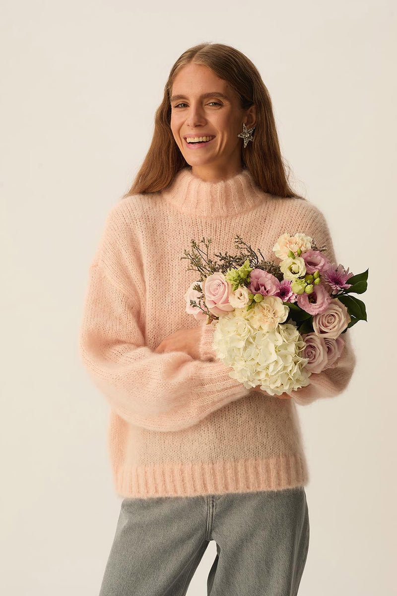 Pull Amour Rose  - 25 ans