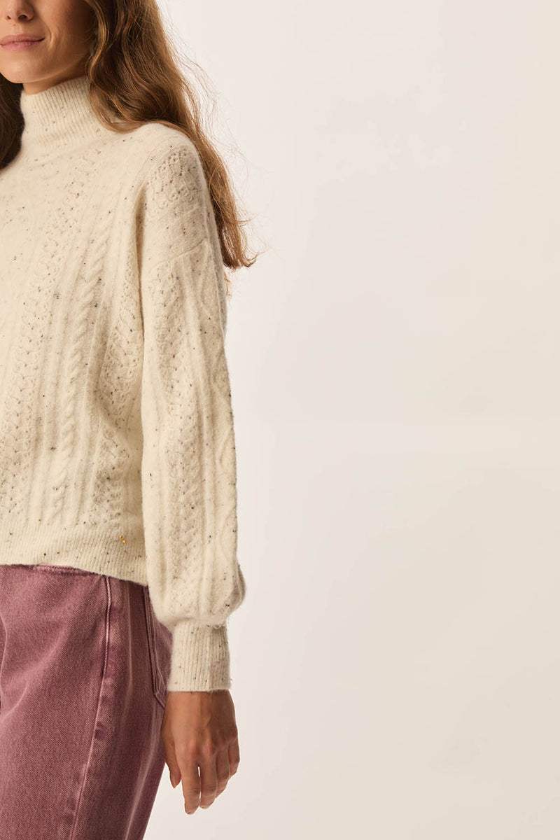 Pull Dino Creme Tweed