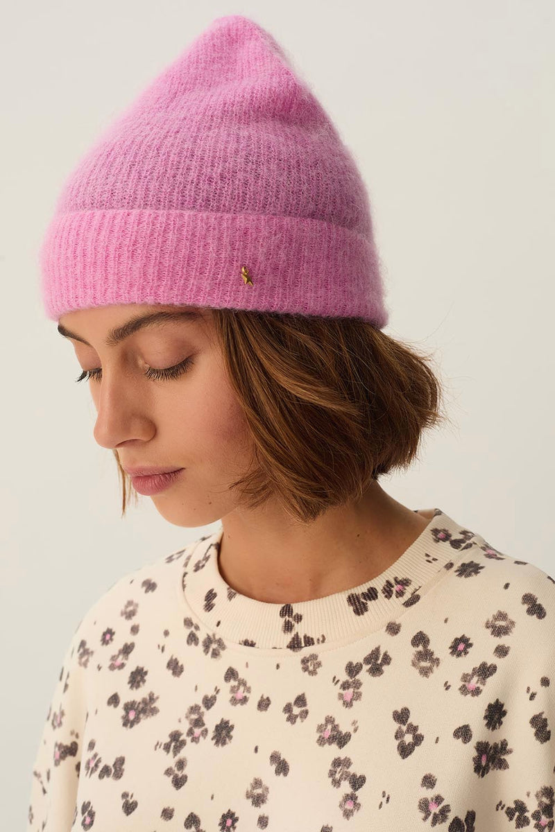 Beanie hat Calin Lady