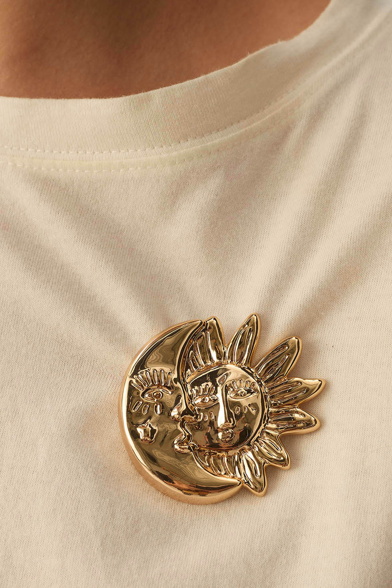 Broche Nine Unique