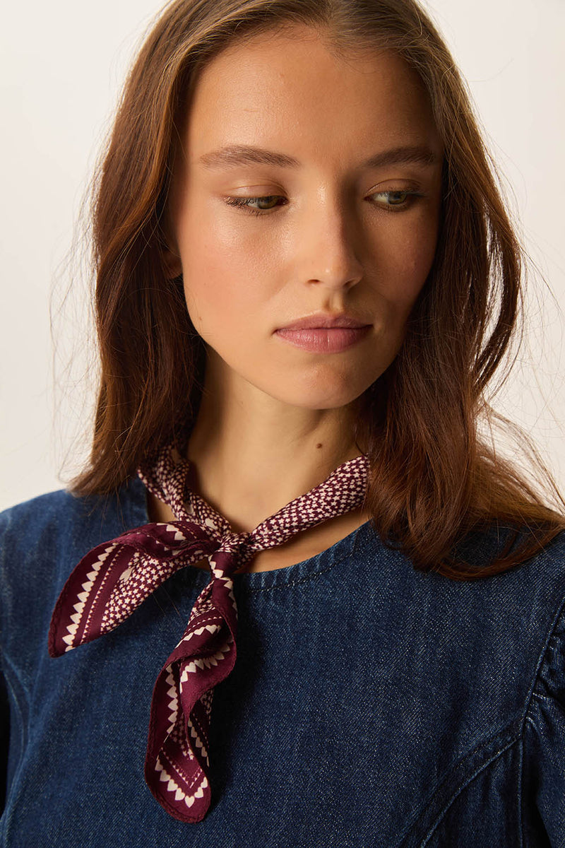 Carré de soie Nybiche Coeur Berry