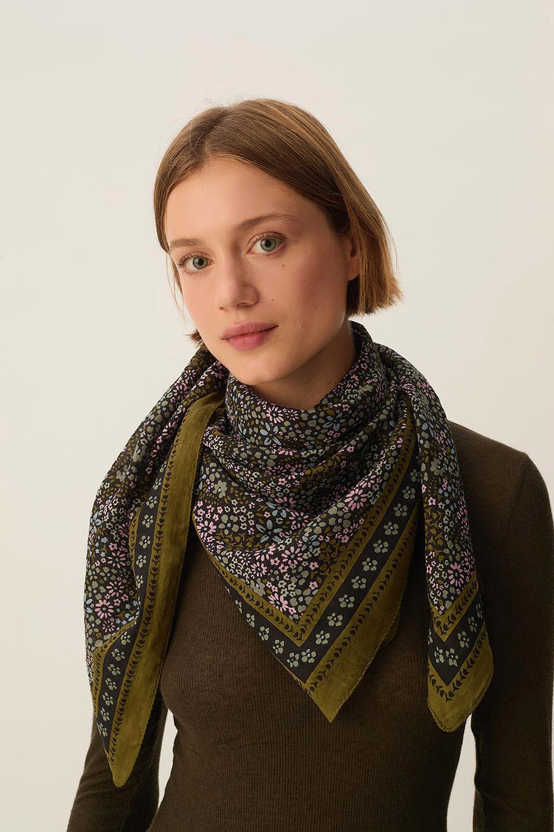 Foulard Nyva Golden Garden