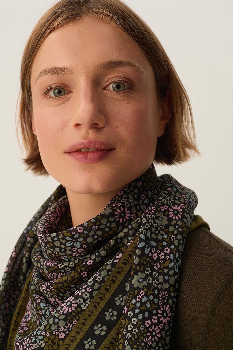 Foulard Nyva Golden Garden